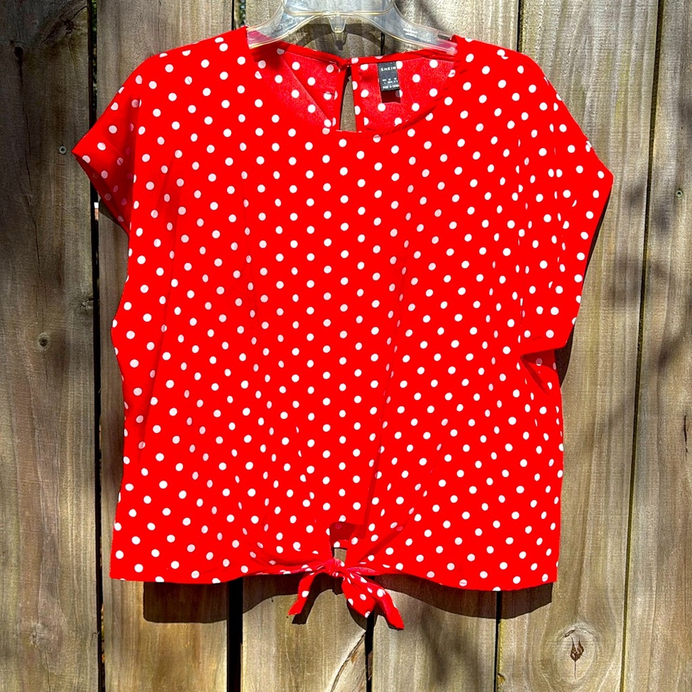 Polka dot top